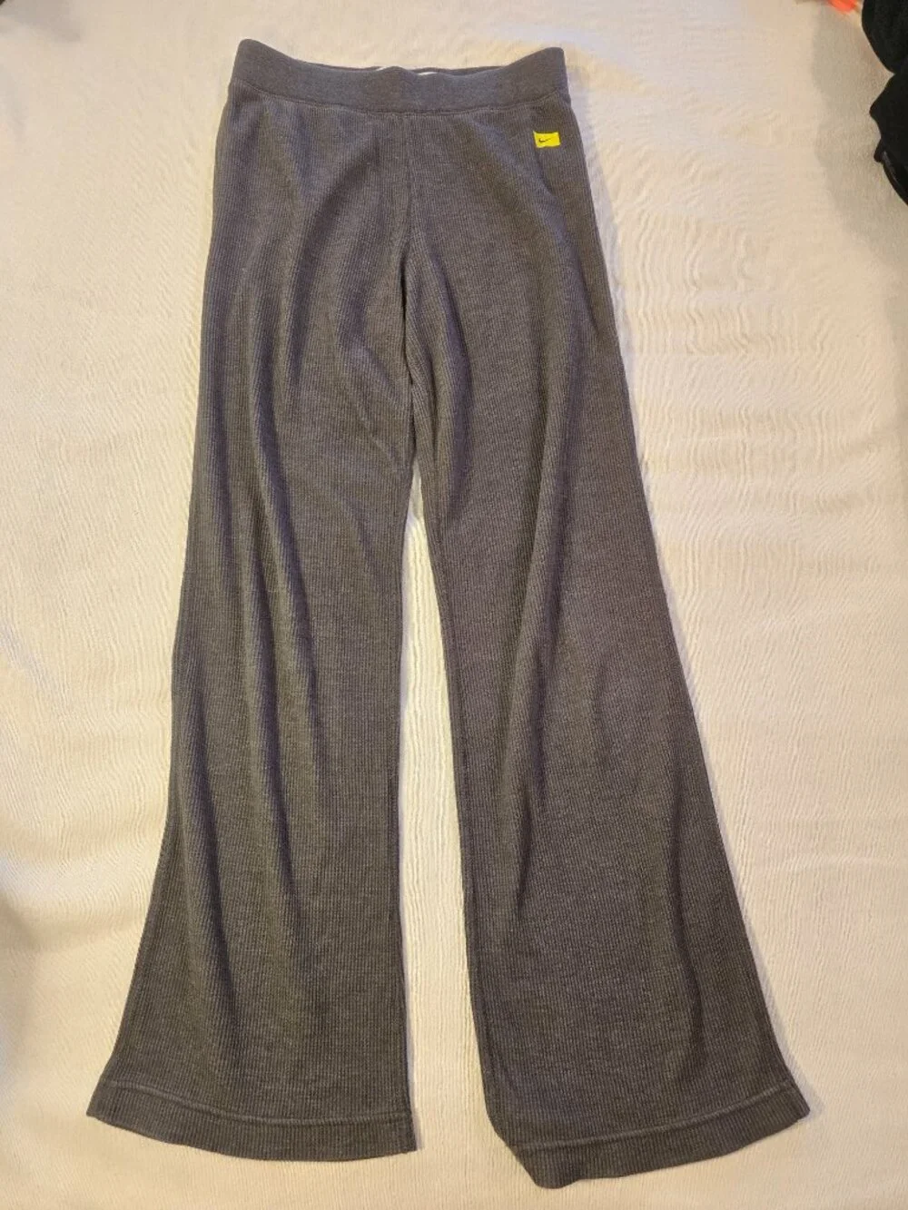 Nike Youth Waffle Knit Sweatpants - Charcoal Gray - Size Large (12-13 Yrs)